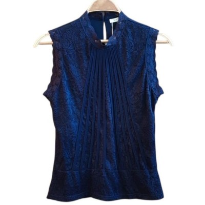 Blusa encaje marino